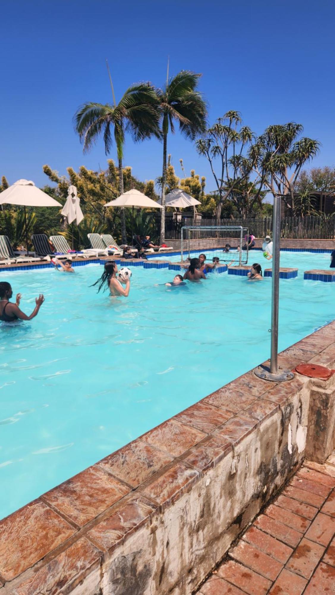 Umhlanga Breakers Resort Durban Exterior photo