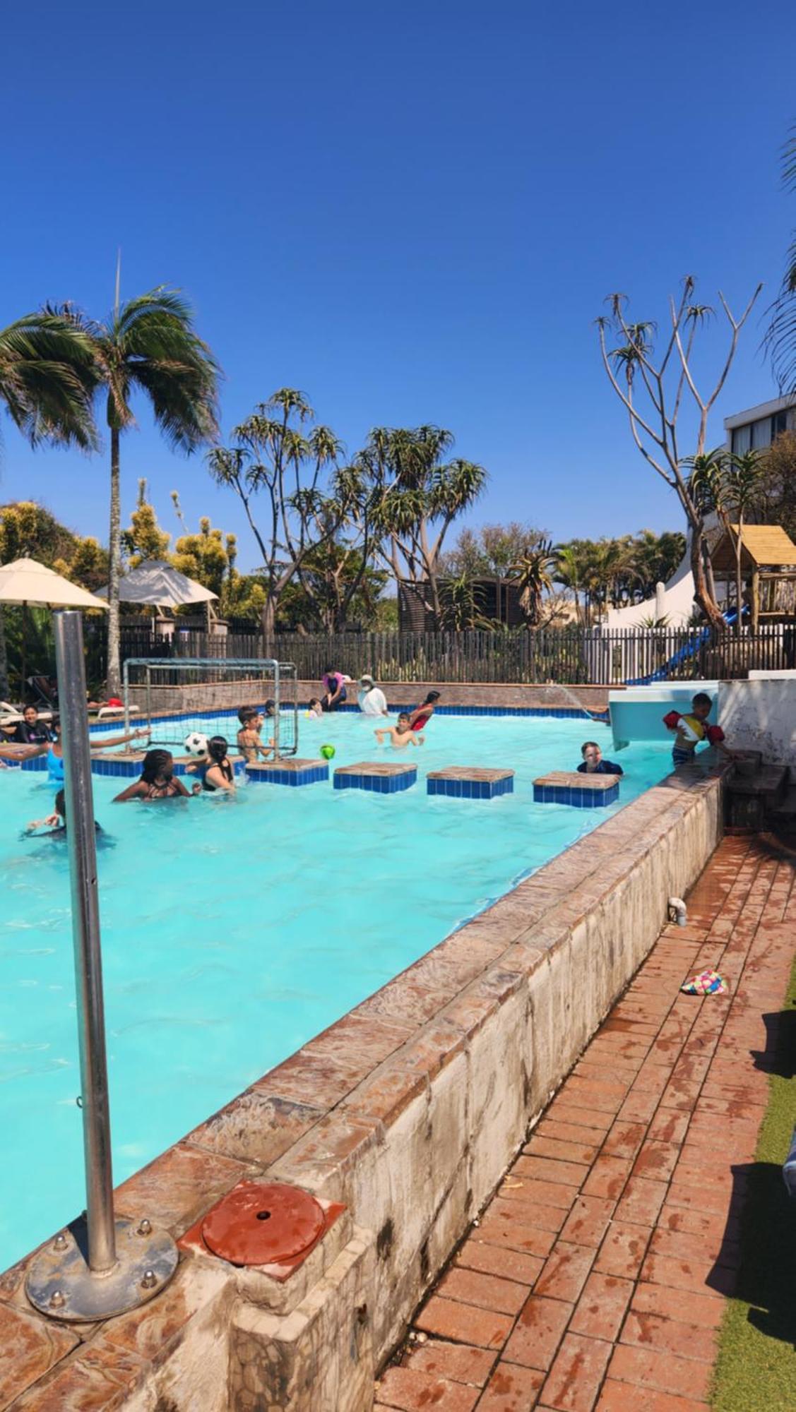 Umhlanga Breakers Resort Durban Exterior photo
